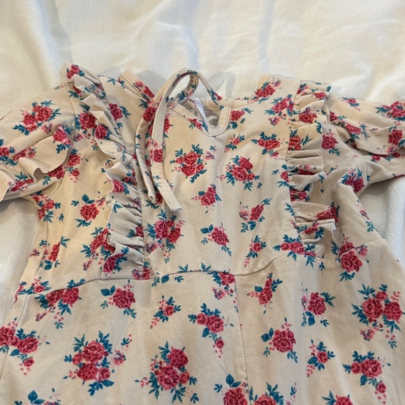 Floral Ruffle Romper - Picture 2 of 3